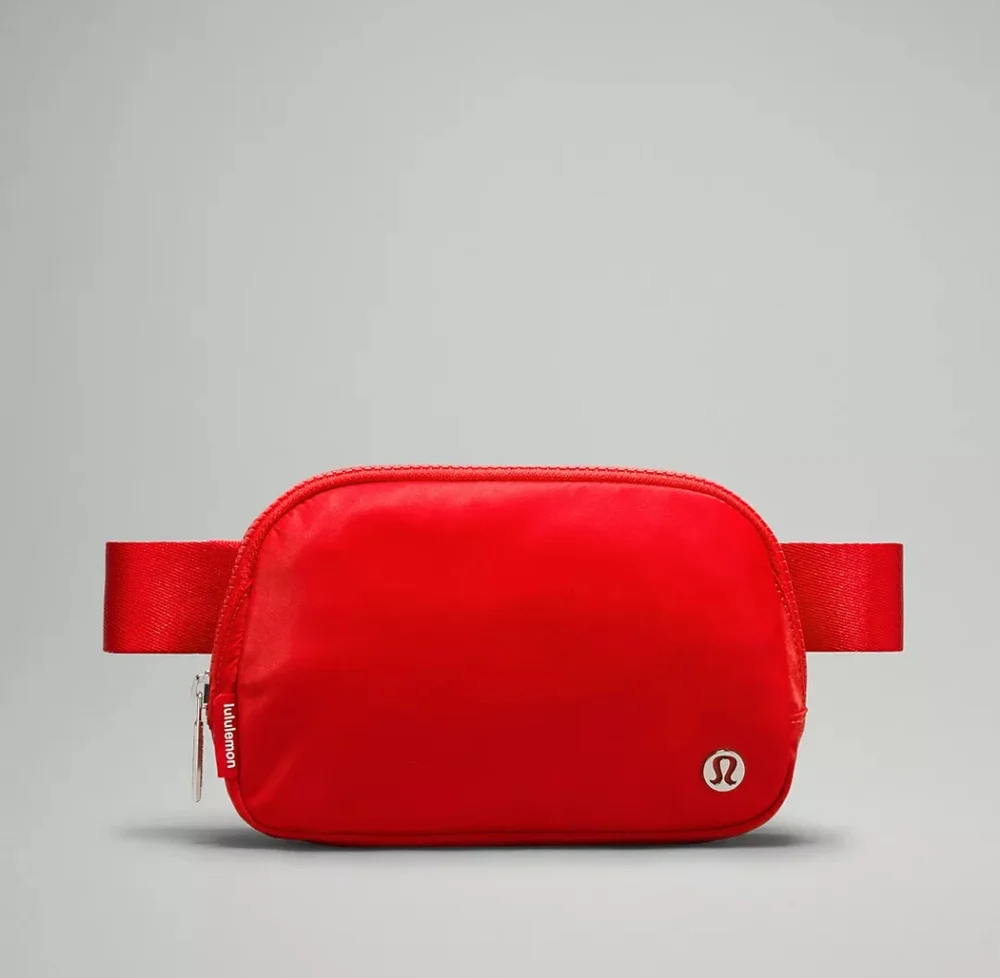 Everywhere Belt Bag 1L NWT - Picture 3 of 8